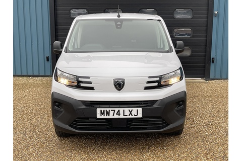 1.5 BlueHDi 950 Professional Long Panel Van 6dr Diesel Manual LWB Euro 6 (s/s) (100 ps)