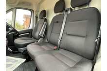 Peugeot Boxer BlueHDi 333 Professional 2021