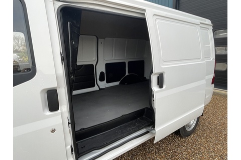 62 Panel Van 5dr Electric Auto SWB 0.0 Panel Van Electric