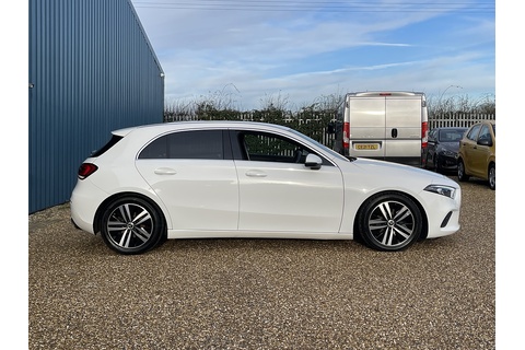 1.3 A180 Sport Hatchback 5dr Petrol Manual Euro 6 (s/s) (136 ps)