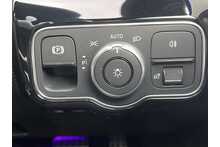 Mercedes-Benz CLA CLA200 AMG Line 2023