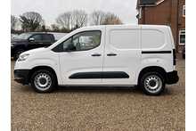 Toyota PROACE CITY BlueHDi Active 2022