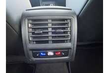 Volkswagen Golf TSI R Black Edition 2025