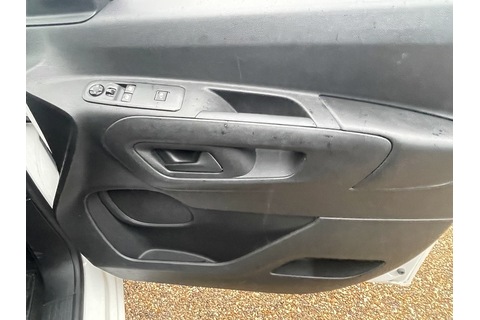 1.6 Turbo D 2300 Sportive Panel Van 4dr Diesel Manual L1 H1 Euro 6 (s/s) (100 ps)