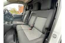 Vauxhall Vivaro Turbo D 2900 Pro