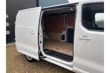 Vauxhall Vivaro Turbo D 2900 Pro