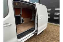 Vauxhall Vivaro Turbo D 2900 Pro