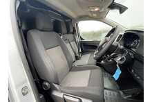 Vauxhall Vivaro Turbo D 2900 Pro