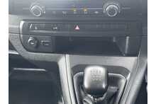 Vauxhall Vivaro Turbo D 2900 Pro