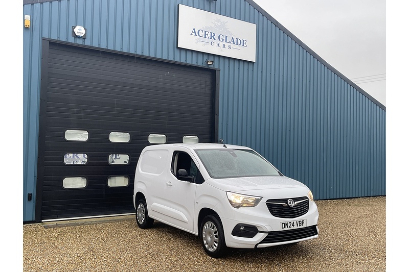 Vauxhall 1.5 Turbo D 2300 Pro Panel Van 5dr Diesel Manual L1 H1 Euro 6 (s/s) (100 ps)