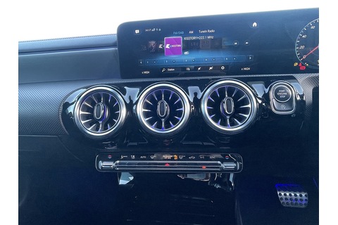 1.3 CLA200 AMG Line (Executive) Shooting Brake 5dr Petrol 7G-DCT Euro 6 (s/s) (163 ps)