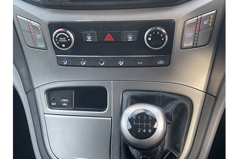 2.5 CRDi SE MPV 5dr Diesel Manual Euro 6 (136 ps)