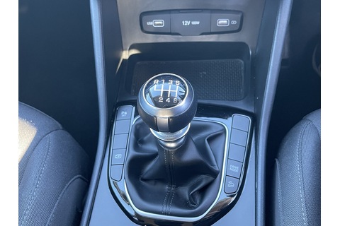 1.6 T-GDi SE Connect SUV 5dr Petrol Manual Euro 6 (s/s) (150 ps)
