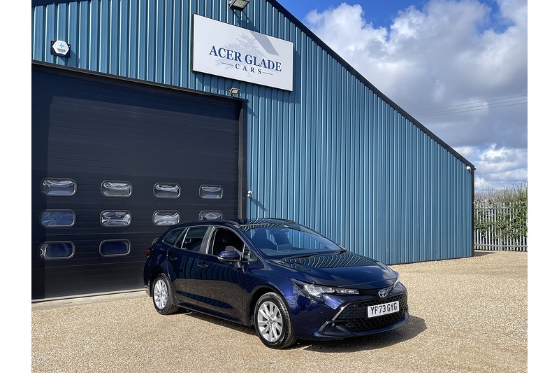 Toyota 1.8 VVT-h Icon Touring Sports 5dr Petrol Hybrid CVT Euro 6 (s/s) (140 ps)