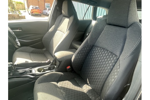 1.8 VVT-h Icon Touring Sports 5dr Petrol Hybrid CVT Euro 6 (s/s) (140 ps)