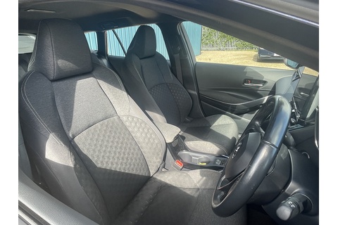 1.8 VVT-h Icon Touring Sports 5dr Petrol Hybrid CVT Euro 6 (s/s) (140 ps)