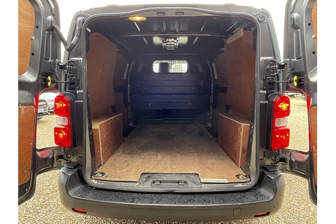 1.5D Icon Medium Panel Van 6dr Diesel Manual MWB Euro 6 (s/s) (120 bhp)
