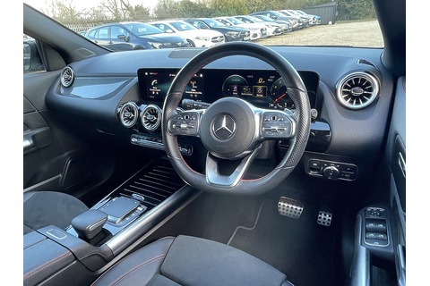 1.3 GLA200 AMG Line (Executive) SUV 5dr Petrol 7G-DCT Euro 6 (s/s) (163 ps)