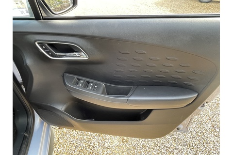 1.5 VTi-TECH Exclusive Nav Hatchback 5dr Petrol Manual Euro 6 (s/s) (106 ps)
