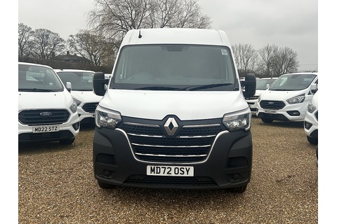 2.3 dCi 35 Business+ Panel Van 4dr Diesel Manual FWD LWB Medium Roof Euro 6 (135 ps)