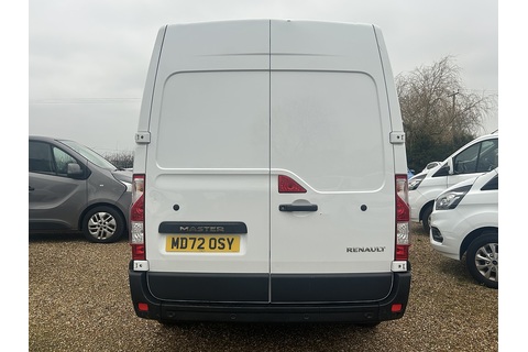 2.3 dCi 35 Business+ Panel Van 4dr Diesel Manual FWD LWB Medium Roof Euro 6 (135 ps)