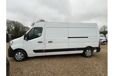 2.3 dCi 35 Business+ Panel Van 4dr Diesel Manual FWD LWB Medium Roof Euro 6 (135 ps)
