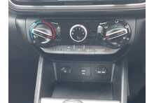 Hyundai KONA T-GDi MHEV SE Connect 2023