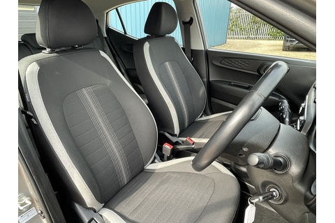 1.0 SE Hatchback 5dr Petrol Manual Euro 6 (s/s) (67 ps)