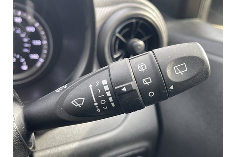 1.0 SE Hatchback 5dr Petrol Manual Euro 6 (s/s) (67 ps)