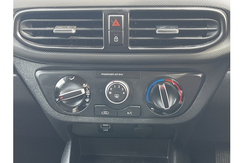 1.0 SE Hatchback 5dr Petrol Manual Euro 6 (s/s) (67 ps)