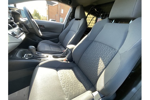 1.8 VVT-h Car Derived Van 5dr Petrol Hybrid CVT Euro 6 (s/s) (122 ps)