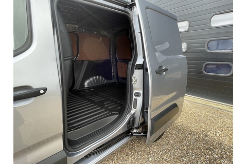 1.5 BlueHDi Icon Short Panel Van 5dr Diesel Manual SWB Euro 6 (s/s) (100 bhp)