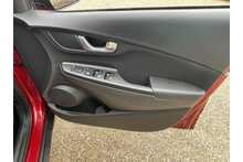Hyundai KONA T-GDi MHEV SE Connect 2023