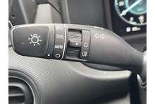 Hyundai KONA T-GDi MHEV SE Connect 2023