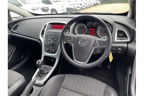 T SRi Coupe 1.4 Manual Petrol