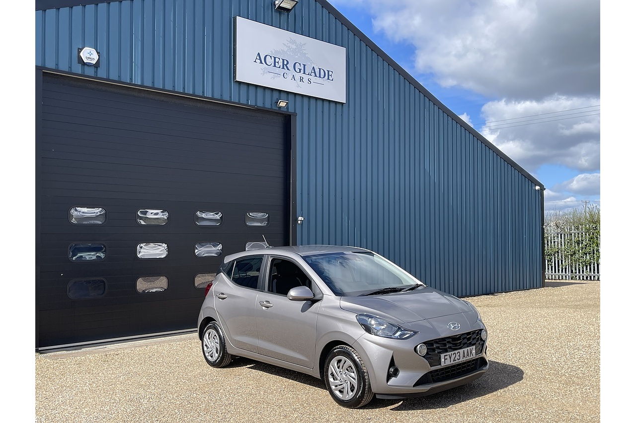 Hyundai 1.0 SE Hatchback 5dr Petrol Manual Euro 6 (s/s) (67 ps)