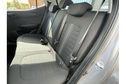 1.0 SE Hatchback 5dr Petrol Manual Euro 6 (s/s) (67 ps)