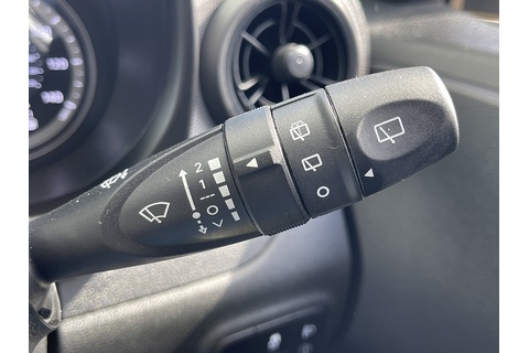 1.0 SE Hatchback 5dr Petrol Manual Euro 6 (s/s) (67 ps)