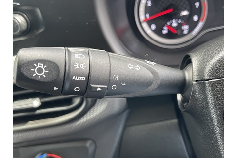 1.0 SE Hatchback 5dr Petrol Manual Euro 6 (s/s) (67 ps)