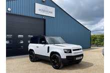 Land Rover Defender 90 D200 MHEV 2021