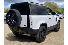 Land Rover Defender 90 D200 MHEV 2021