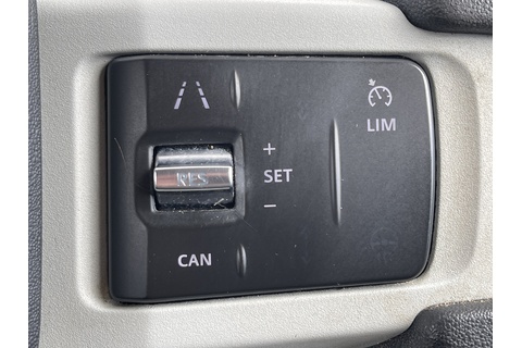 3.0 D200 MHEV Hard Top SUV 3dr Diesel Auto 4WD SWB Euro 6 (s/s) (200 ps)