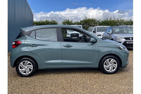 1.0 SE Hatchback 5dr Petrol Manual Euro 6 (s/s) (67 ps)