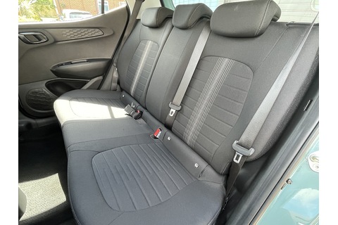 1.0 SE Hatchback 5dr Petrol Manual Euro 6 (s/s) (67 ps)