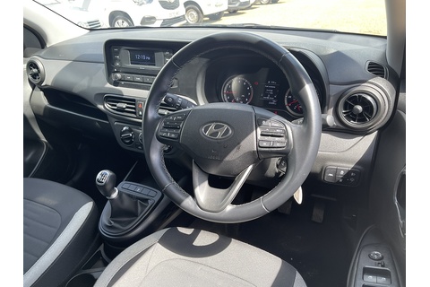 1.0 SE Hatchback 5dr Petrol Manual Euro 6 (s/s) (67 ps)