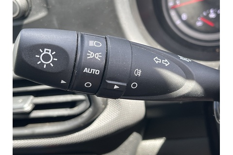 1.0 SE Hatchback 5dr Petrol Manual Euro 6 (s/s) (67 ps)
