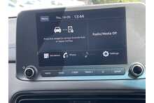 Hyundai KONA T-GDi MHEV SE Connect 2023