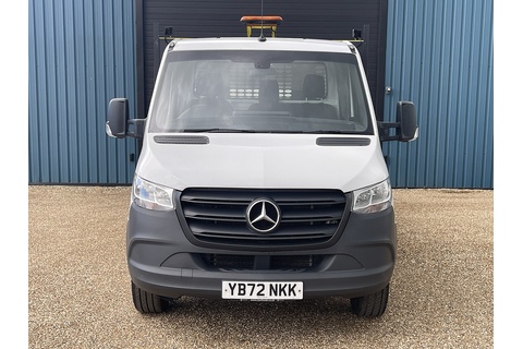 2.0 315 CDI Progressive Chassis Cab 2dr Diesel Manual RWD L2 Euro 6 (s/s) (150 ps)