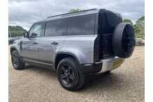 Land Rover Defender 110 D250 MHEV 2022