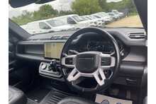 Land Rover Defender 110 D250 MHEV 2022